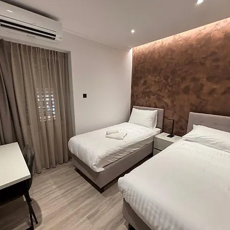 Apartman At 4 & Split