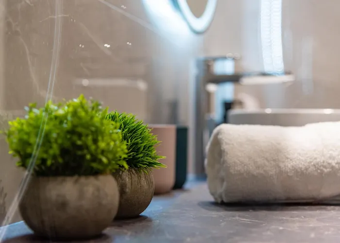 Apartment At 4 & Split