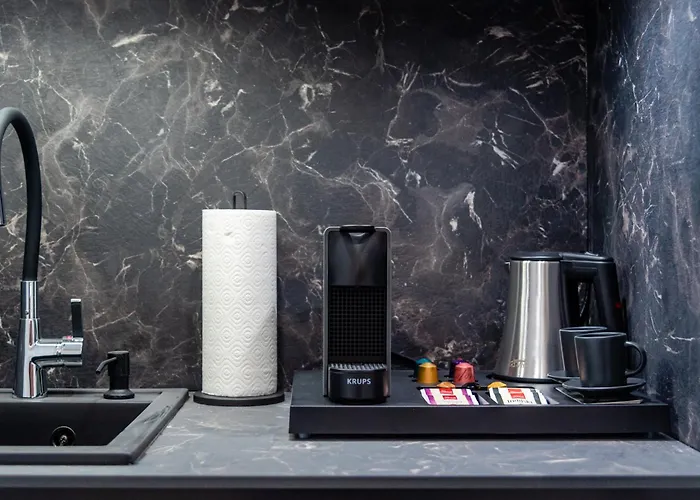 At 4 & Apartment Split